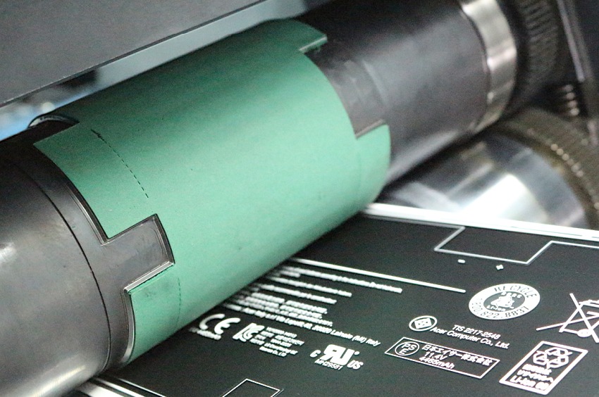 手機電池標簽模切